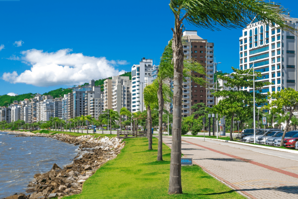 Floripa, conhecida como Ilha da Magia