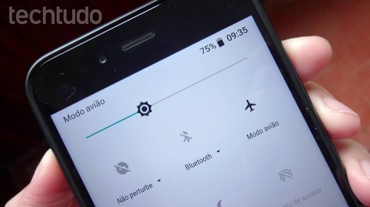 O que acontece quando você coloca o celular no modo avião?